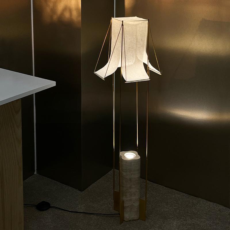WSBXS2023-014 Creative And Atmospheric Floor Lamps