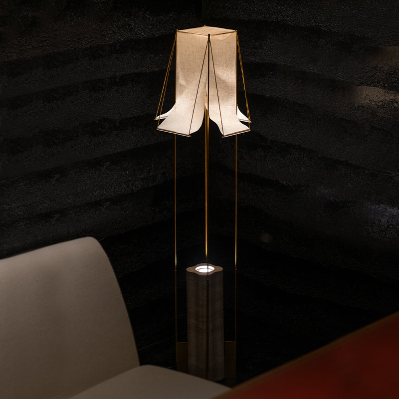WSBXS2023-014 Creative And Atmospheric Floor Lamps