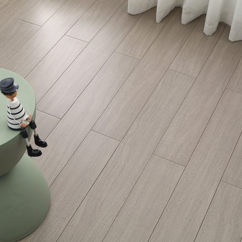 9101 Modern Solid Wood Floor