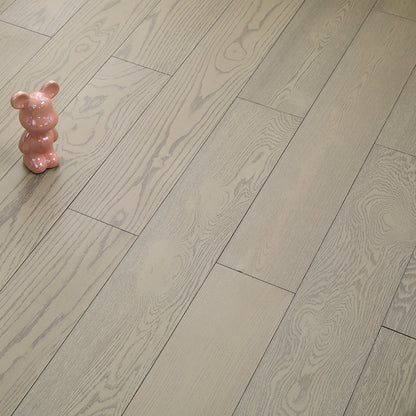 8210 Modern Solid Wood Floor