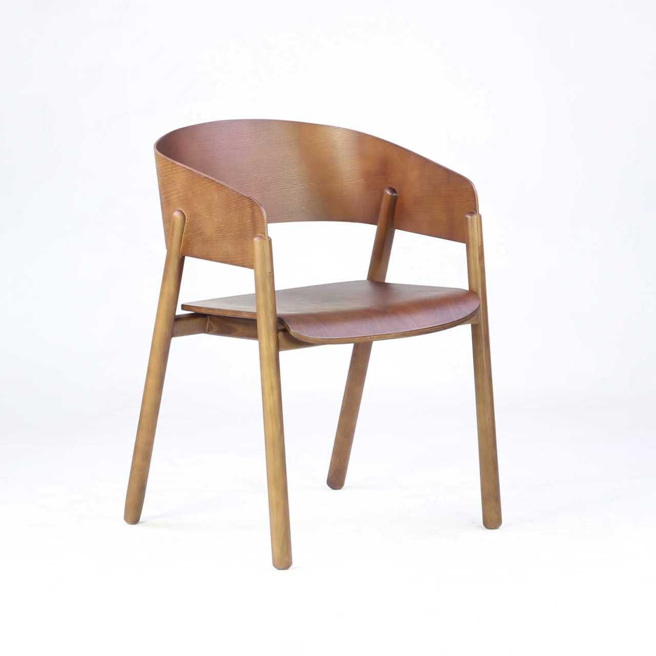 C496 北歐實木餐椅