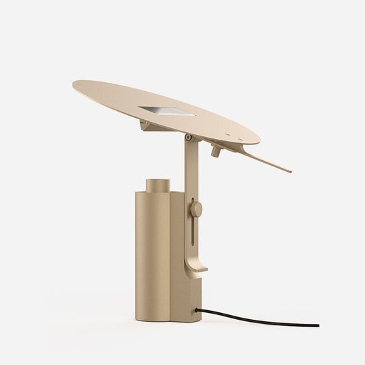 GSH032-03 Creative And Atmospheric Desk Lamps